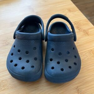 Navy Crocs Toddler Size C7